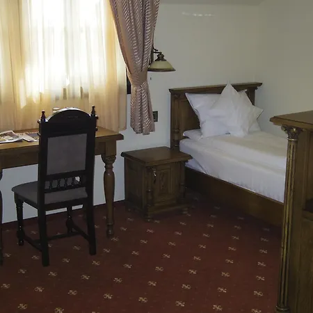 Castel Royal Mosnita Noua
